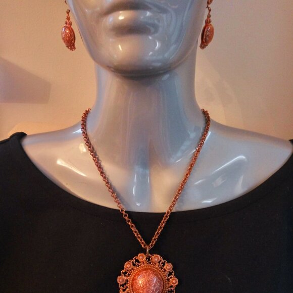 Victorian Style Vintage Faux Goldstone Copper Necklace Screw-back Earring Set - Picture 7 of 8